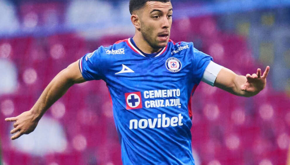 Cruz Azul recibe bombazo millonario por Erik Lira, pero su idea es clara: quiere ir a Europa