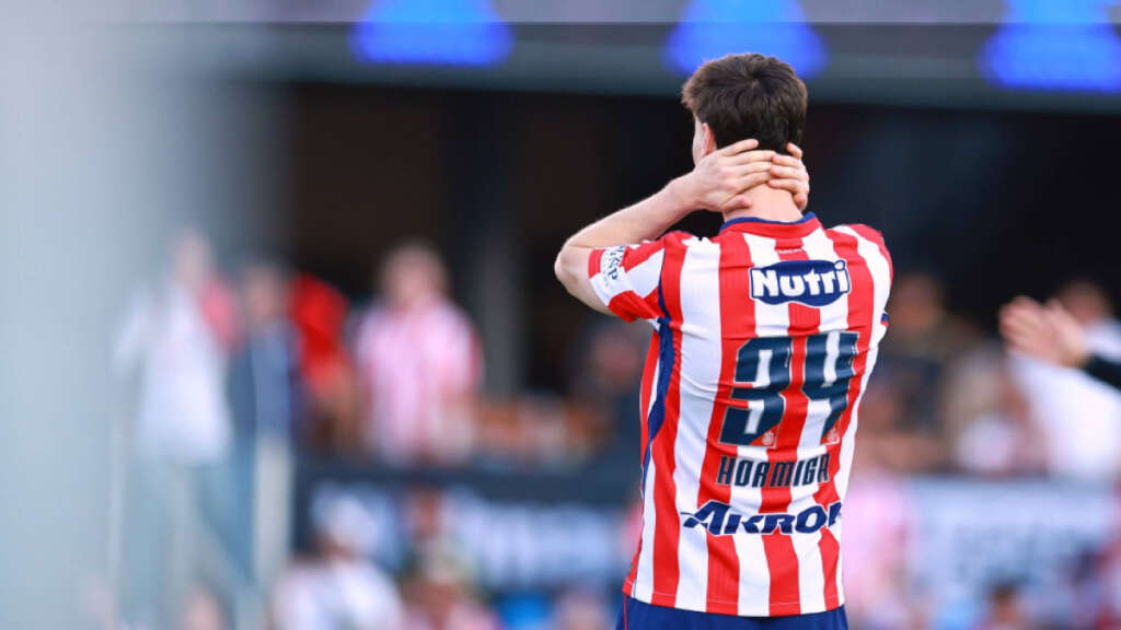 Revientan a Chivas y a la Hormiga González por su salida: “Pierden todos”